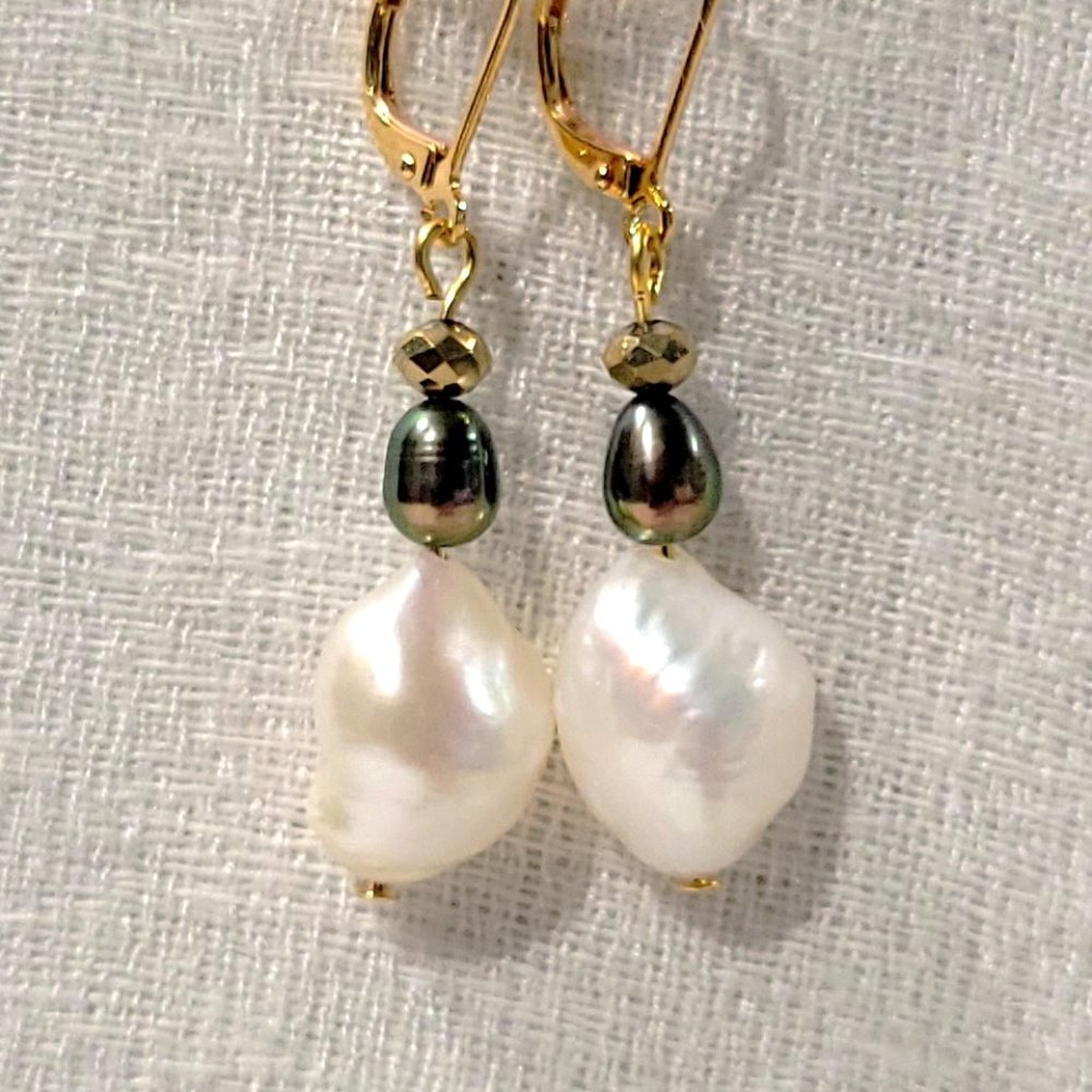 Baroque Pearl Earrings